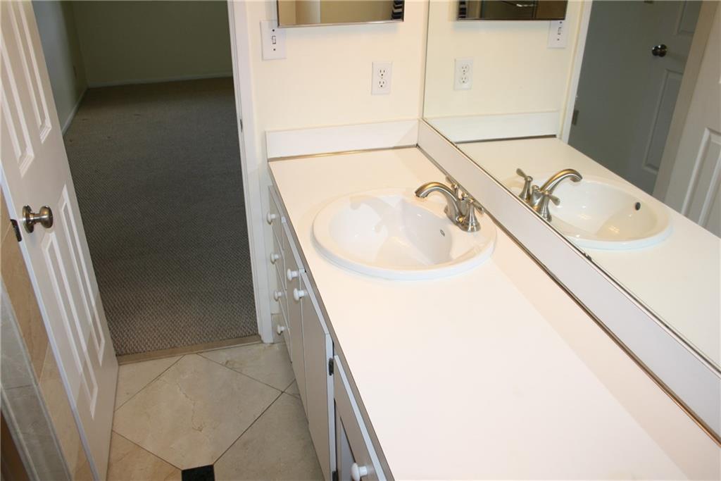 Gardens North #5 Condo - Residential Lease