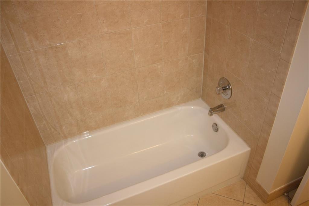 Gardens North #5 Condo - Residential Lease