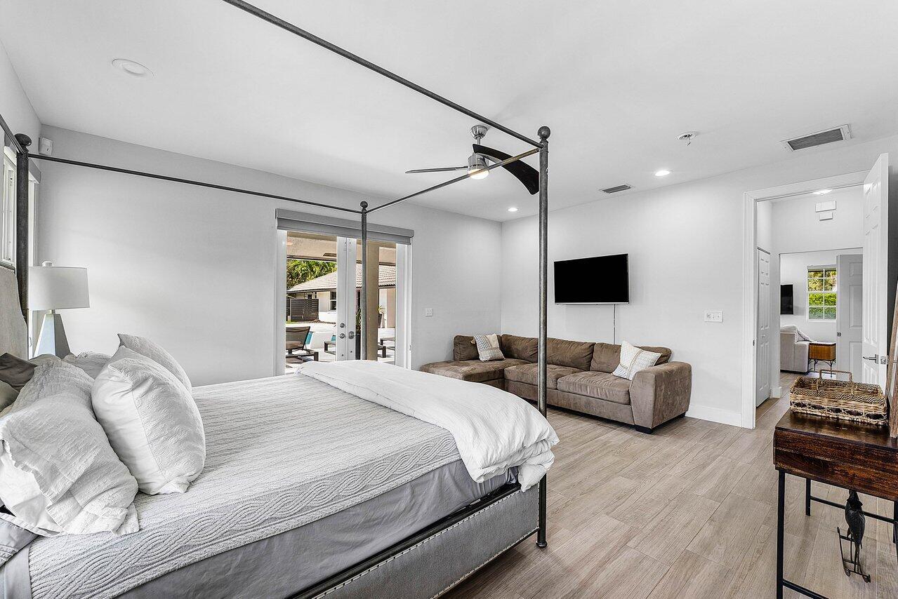 PADDOCK PARK 2 OF WELLING - Residential Lease