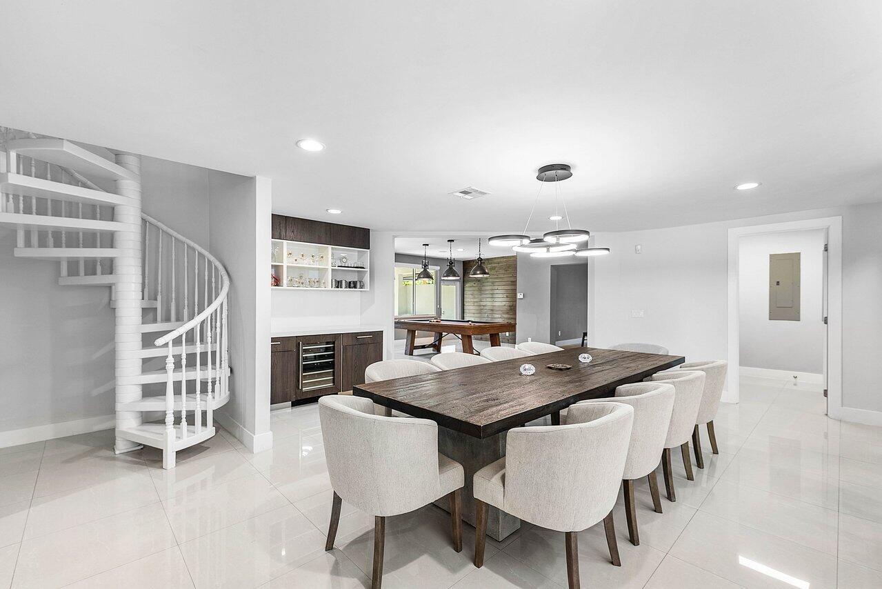 PADDOCK PARK 2 OF WELLING - Residential Lease