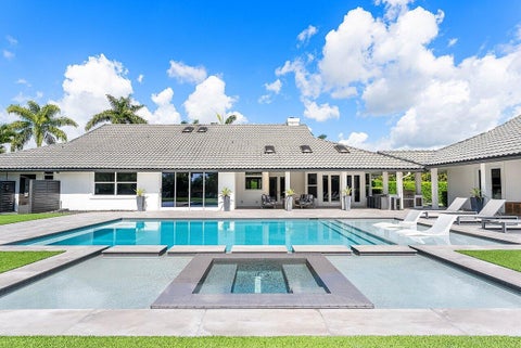 Featured picture for the property R11119576