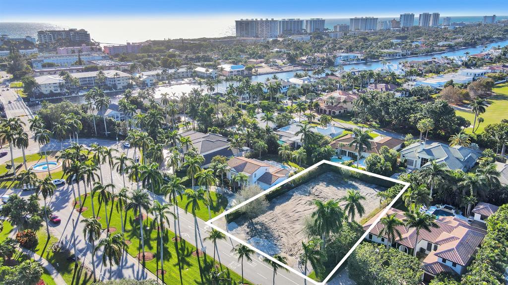 ROYAL PALM YACHT & COUNTR - Land