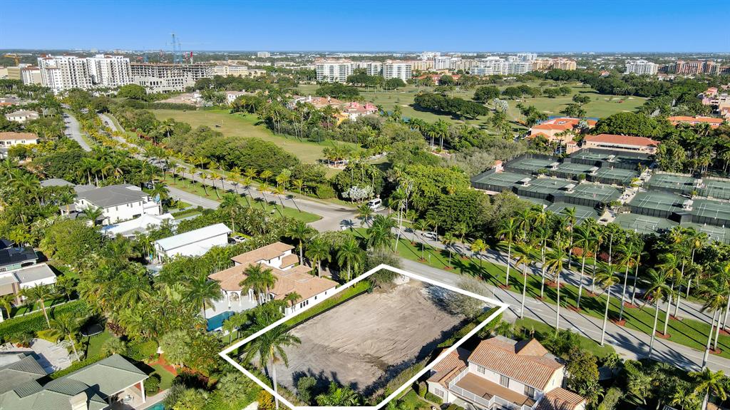 ROYAL PALM YACHT & COUNTR - Land