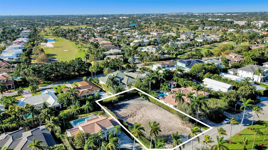 ROYAL PALM YACHT & COUNTR - Land