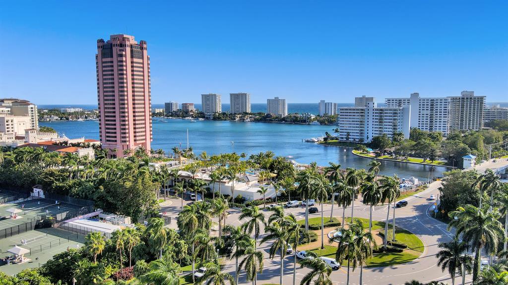 ROYAL PALM YACHT & COUNTR - Land