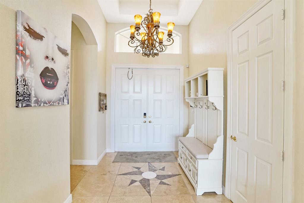 SATURNIA - Residential