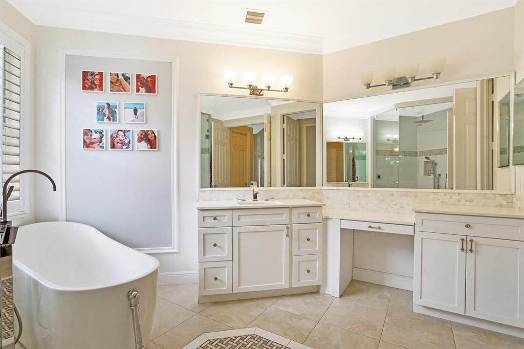 SATURNIA - Residential