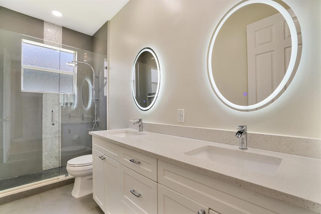 SATURNIA - Residential