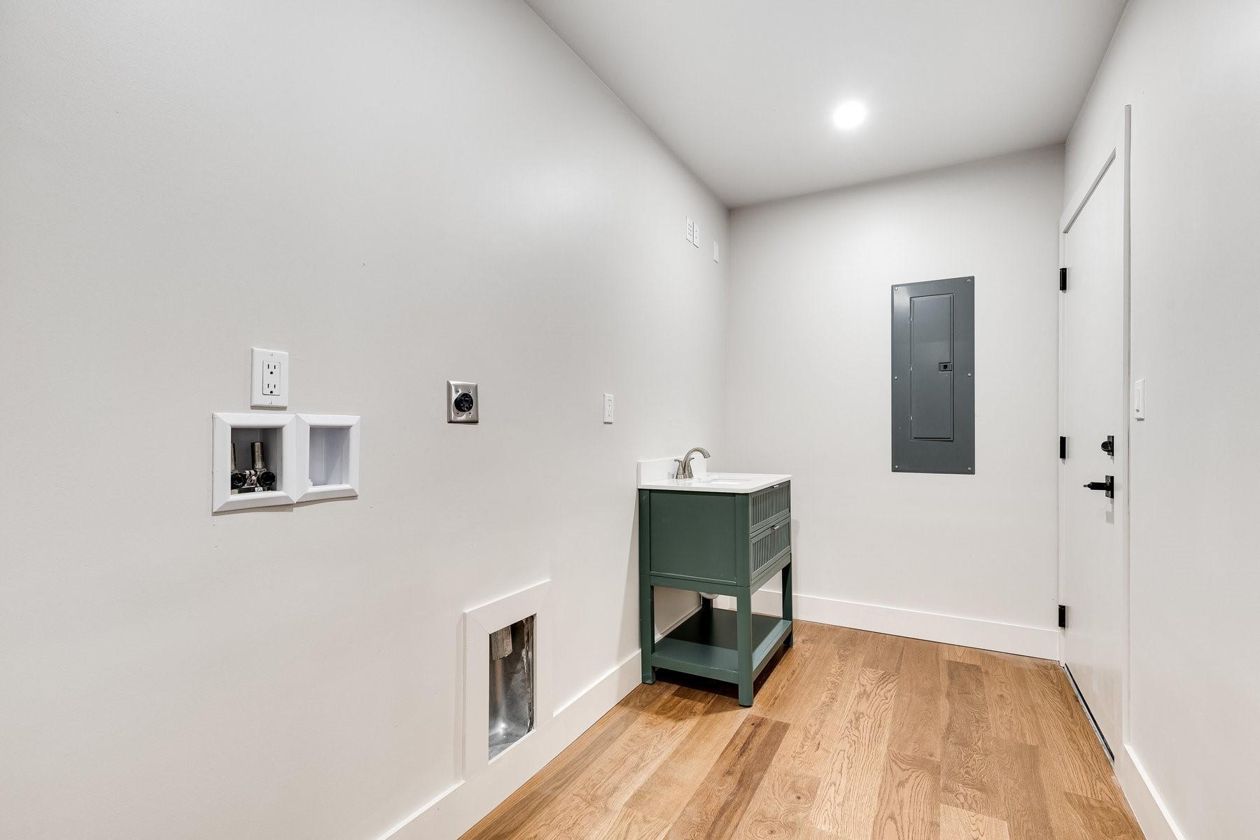 Waverly Place Amd - Residential