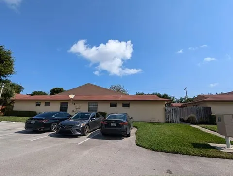 4320 Woodstock Drive Unit D, West Palm Beach, FL MLS: R11084828
