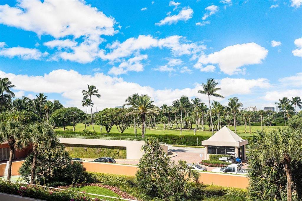 TWO NORTH BREAKERS ROW CONDO - Residential