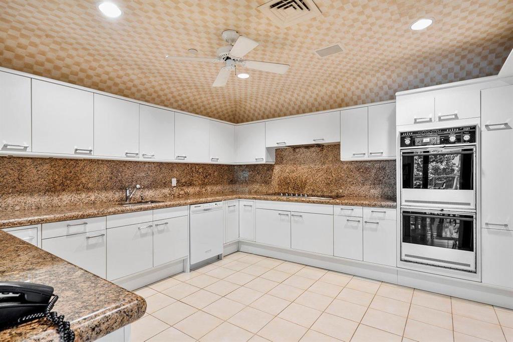 TWO NORTH BREAKERS ROW CONDO - Residential