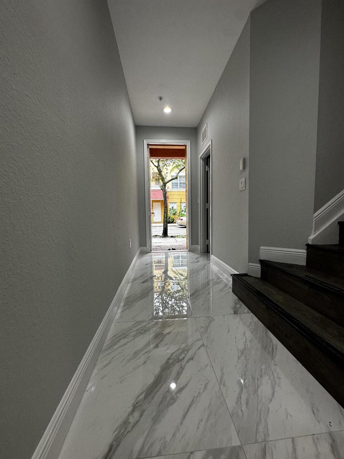 SHOMA TOWNHOMES AT ROYAL PALM BEACH CONDOMINIUM - Residential