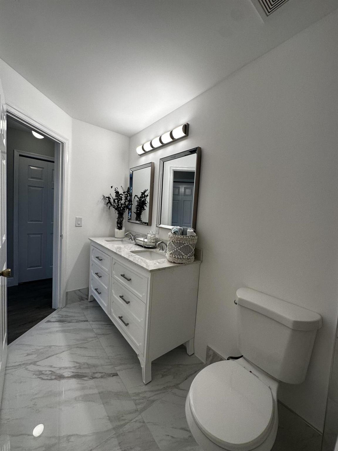 SHOMA TOWNHOMES AT ROYAL PALM BEACH CONDOMINIUM - Residential