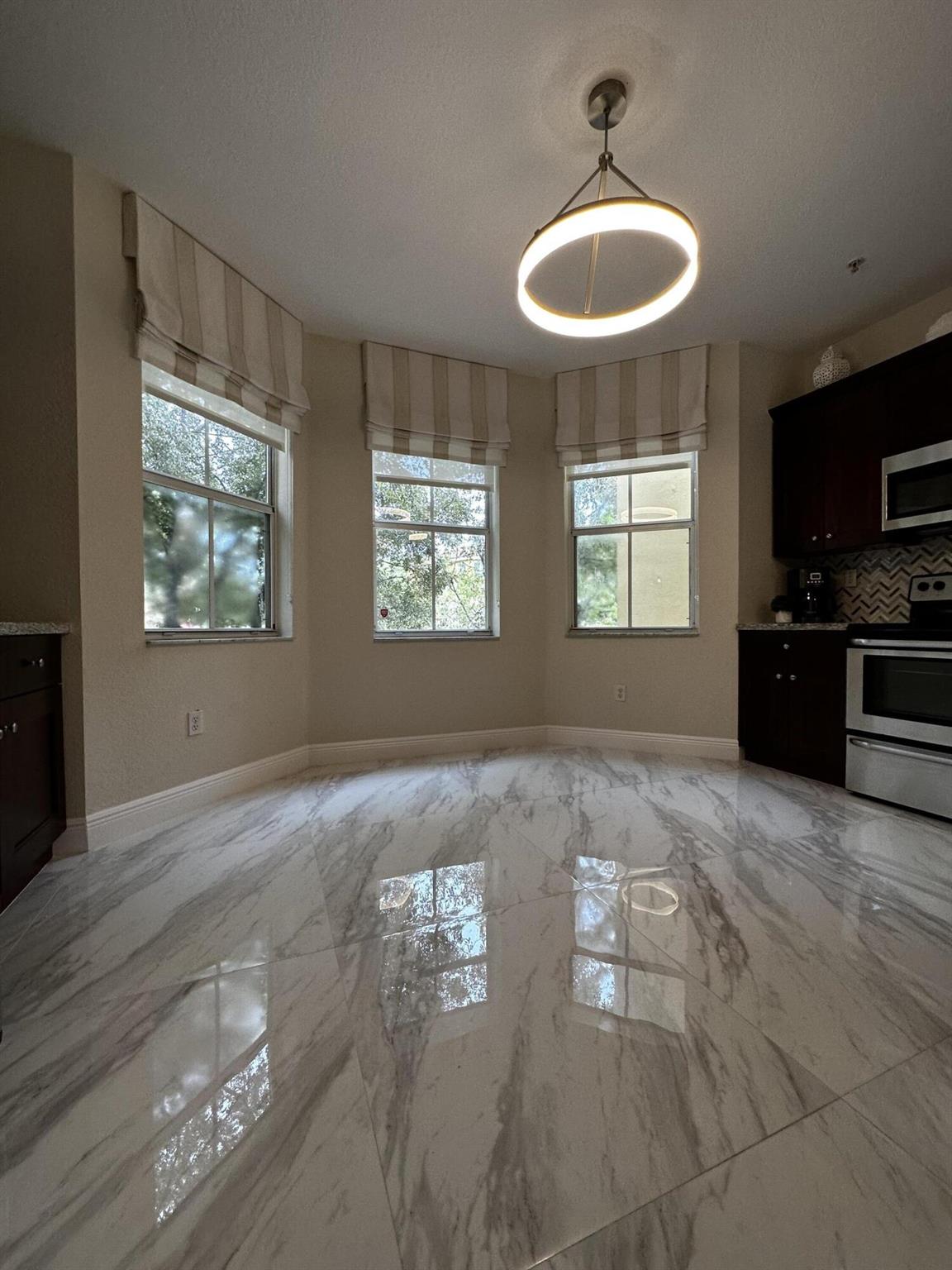 SHOMA TOWNHOMES AT ROYAL PALM BEACH CONDOMINIUM - Residential