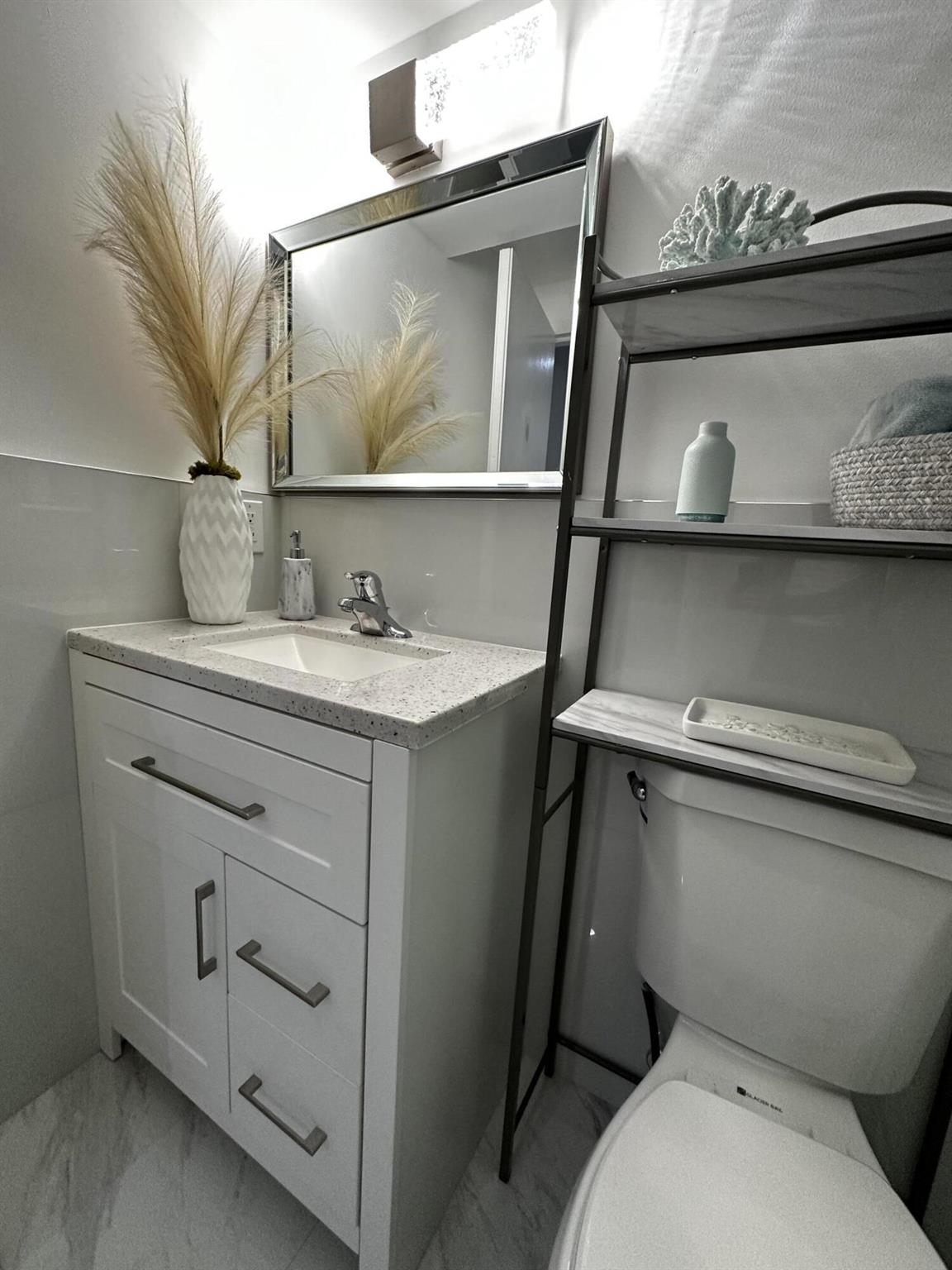 SHOMA TOWNHOMES AT ROYAL PALM BEACH CONDOMINIUM - Residential