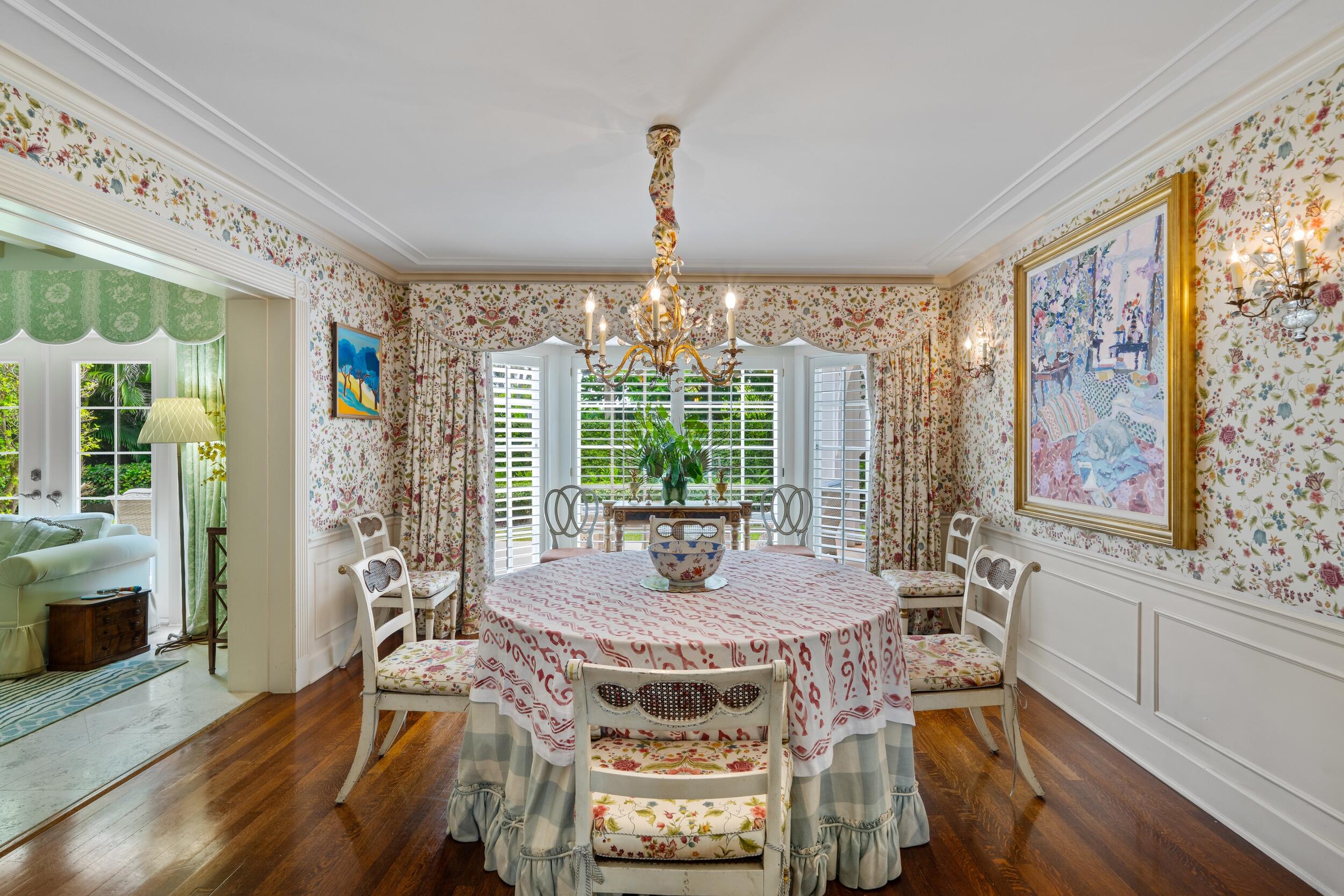 VIA VIZCAYA - Residential