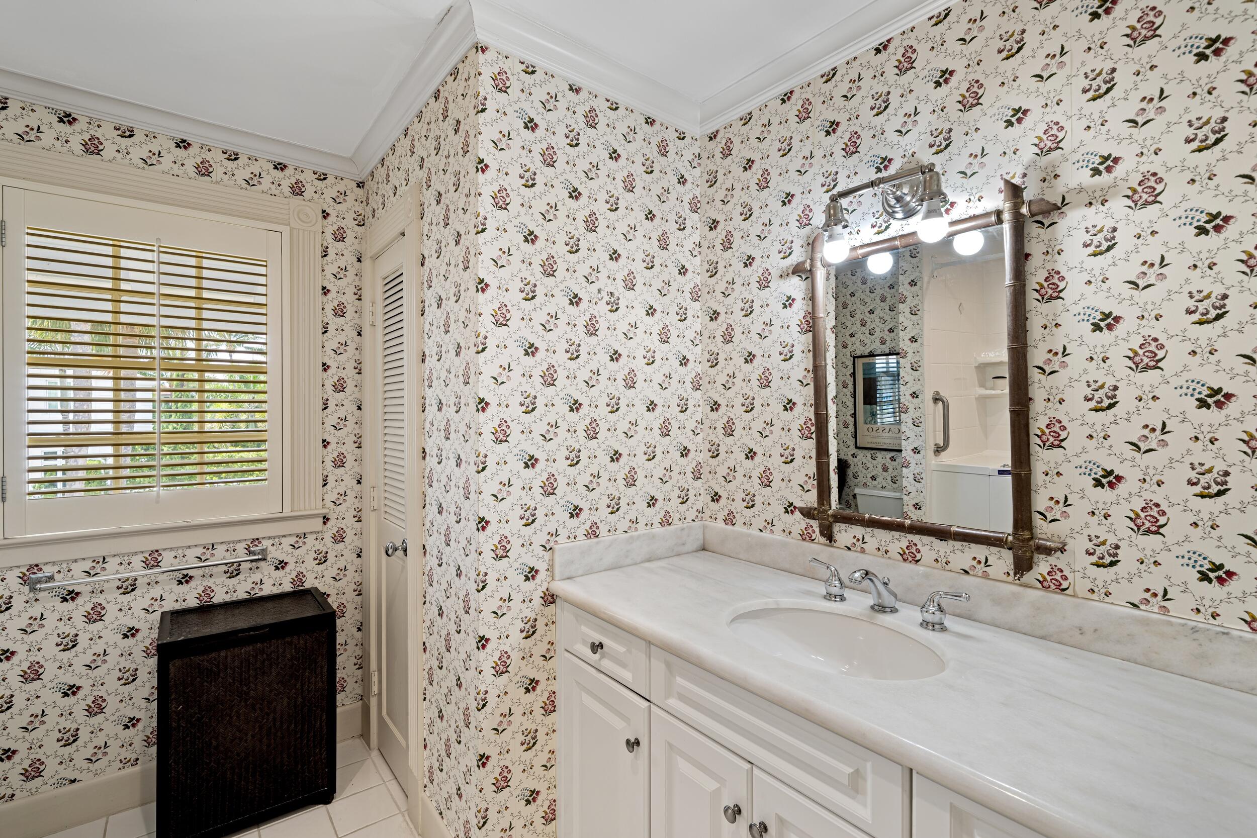 VIA VIZCAYA - Residential