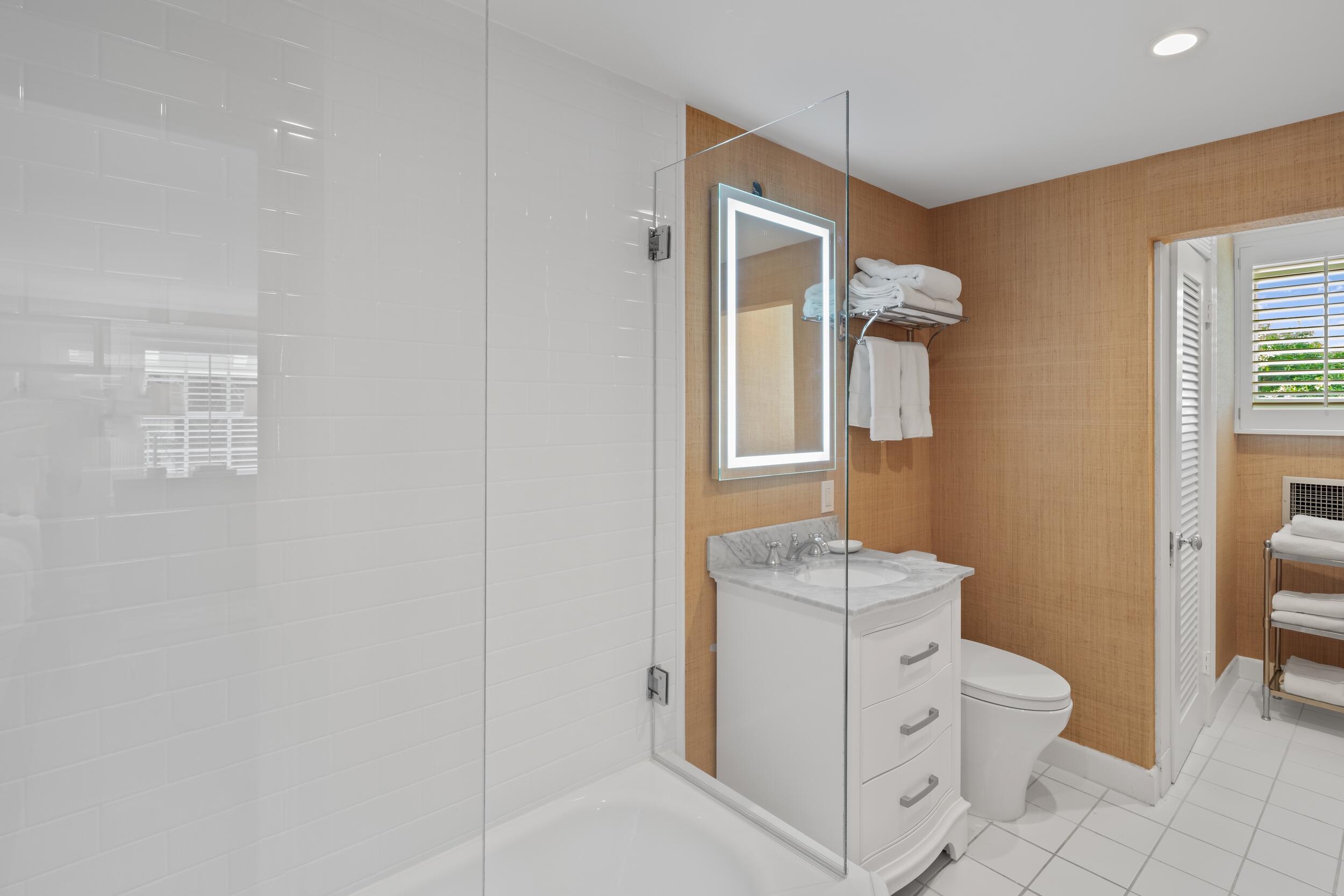 VIA VIZCAYA - Residential