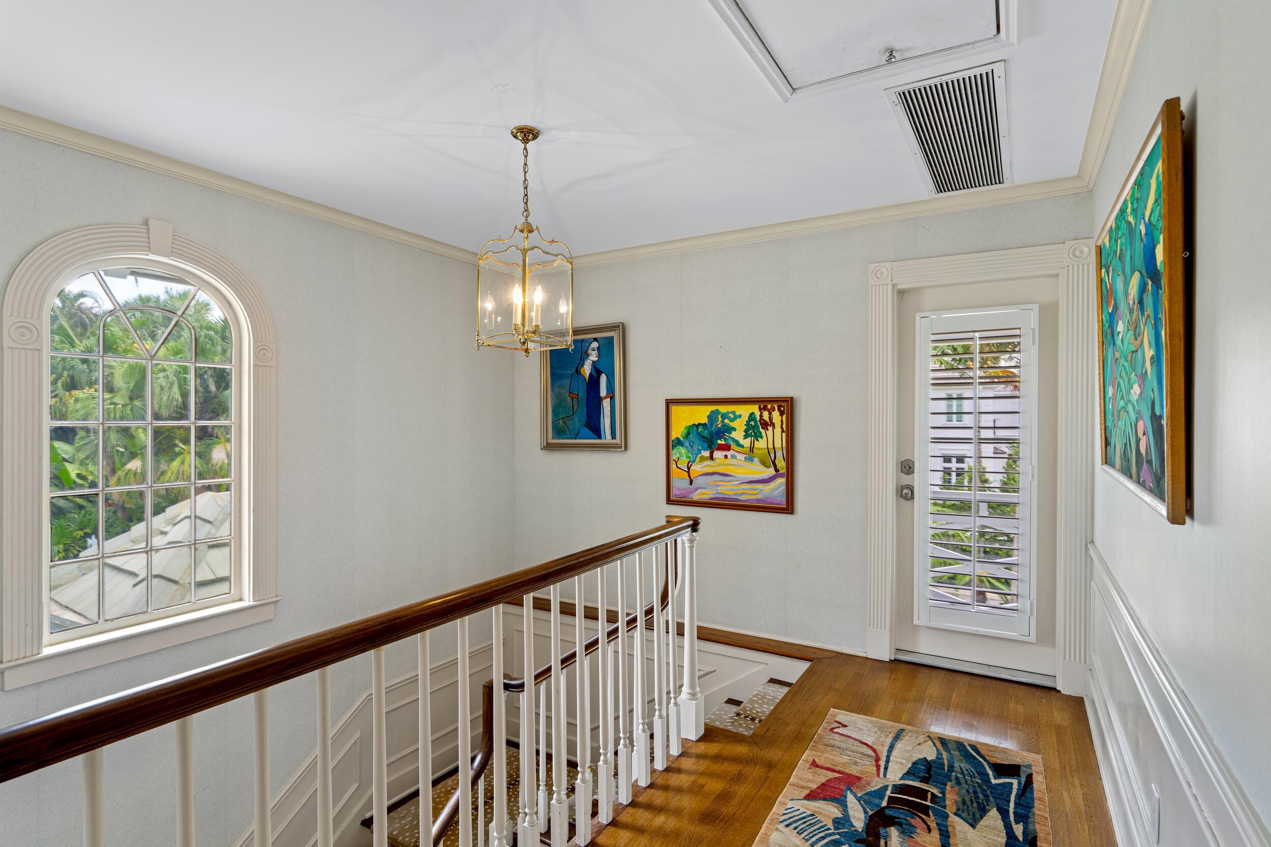 VIA VIZCAYA - Residential