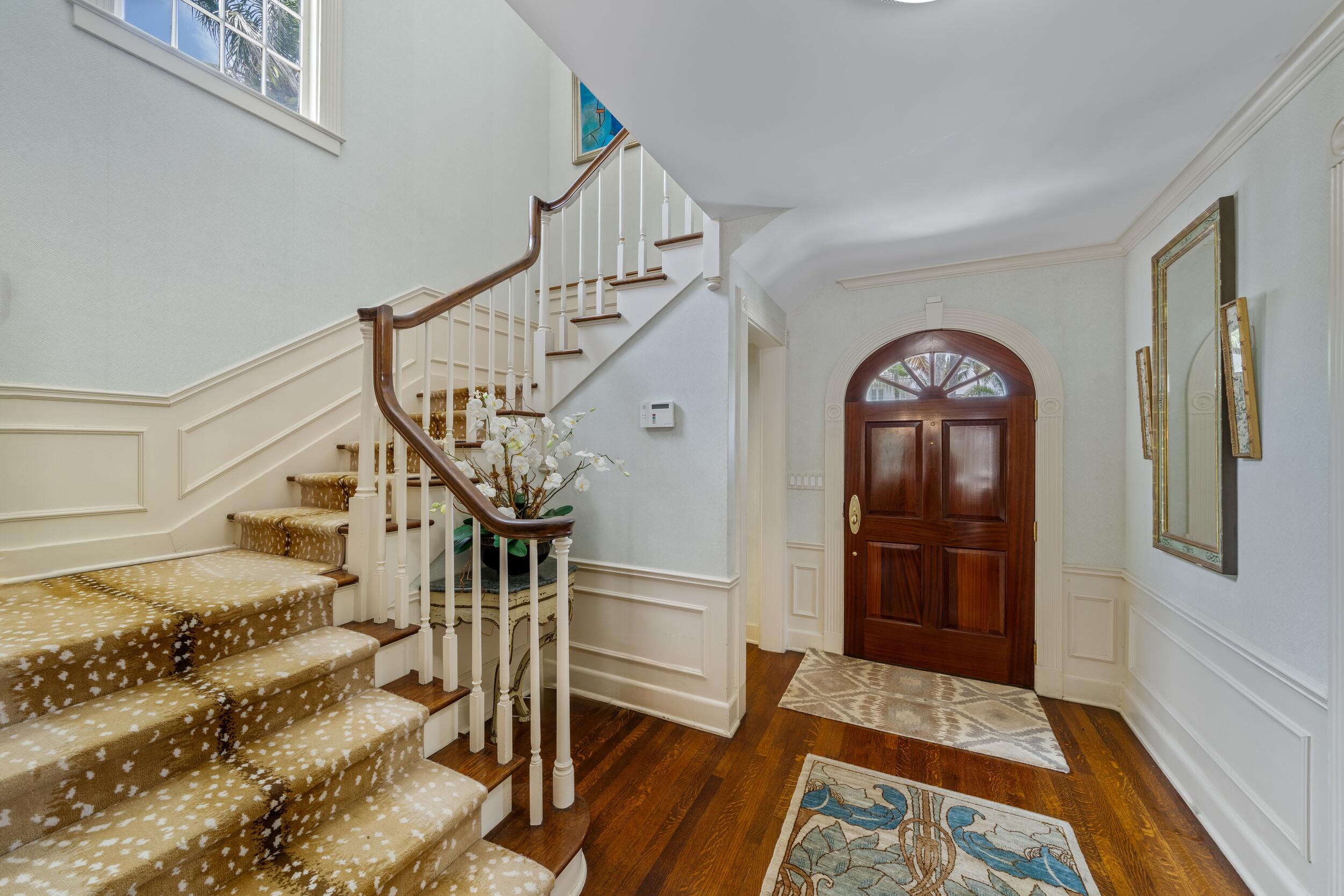 VIA VIZCAYA - Residential