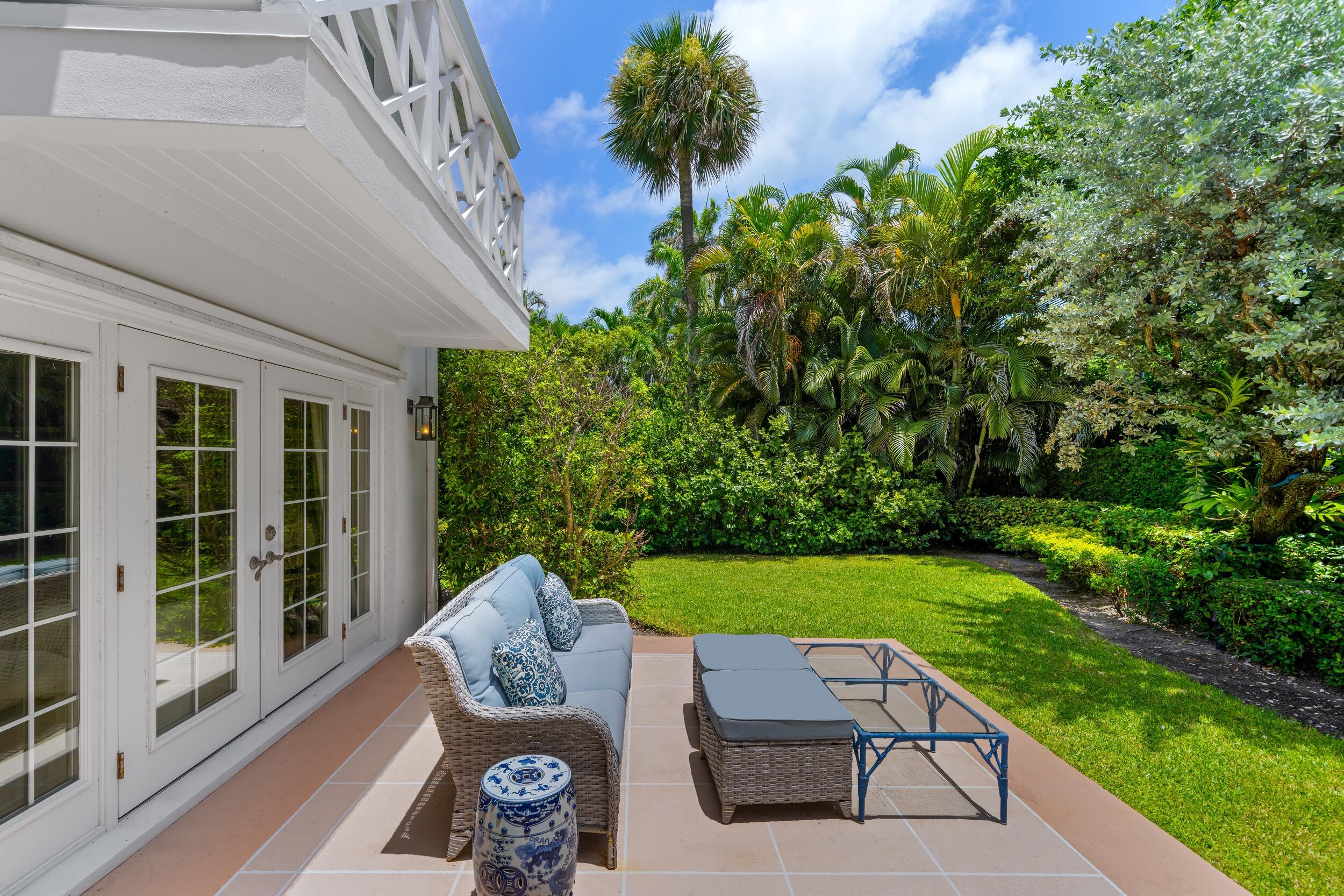 VIA VIZCAYA - Residential