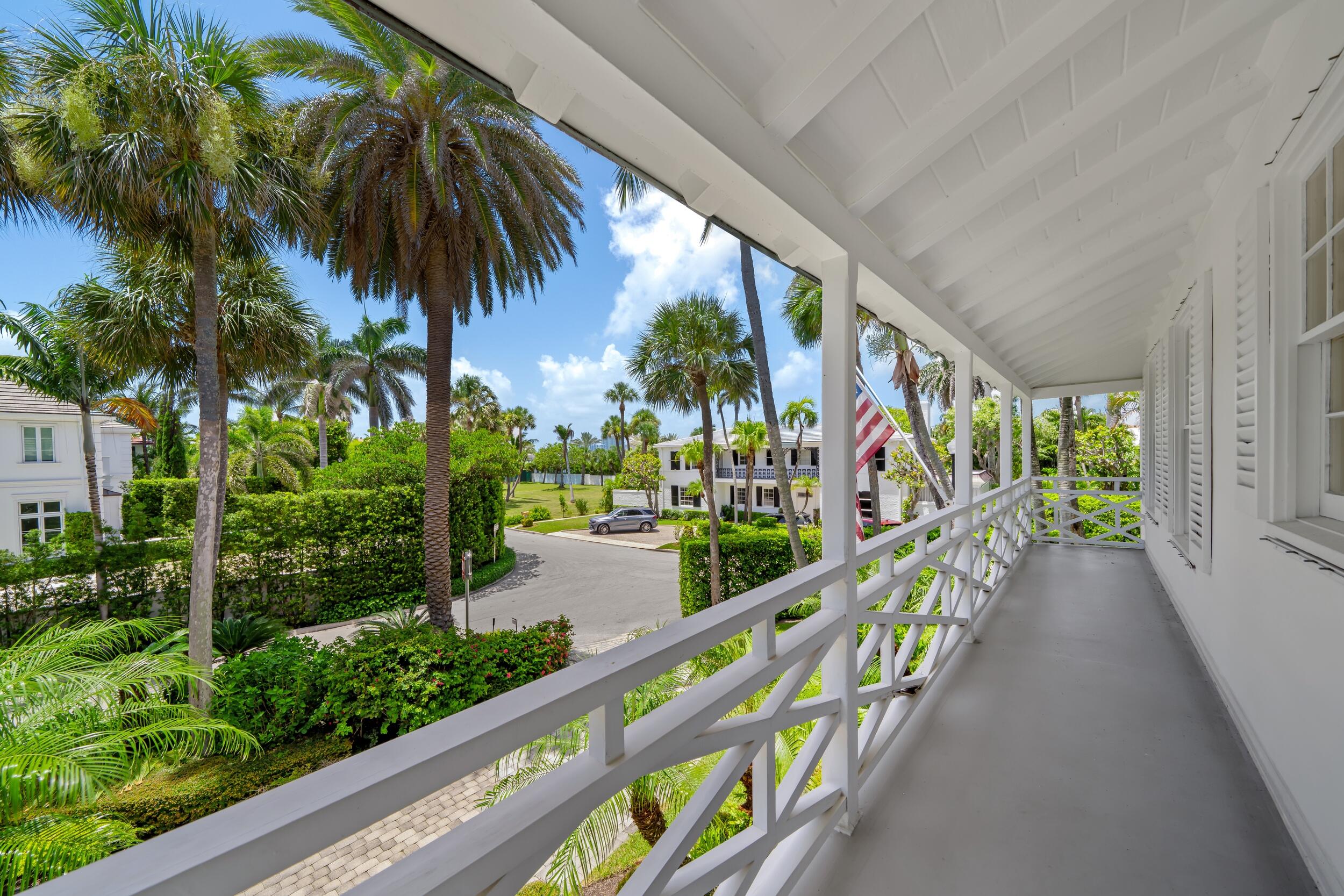 VIA VIZCAYA - Residential