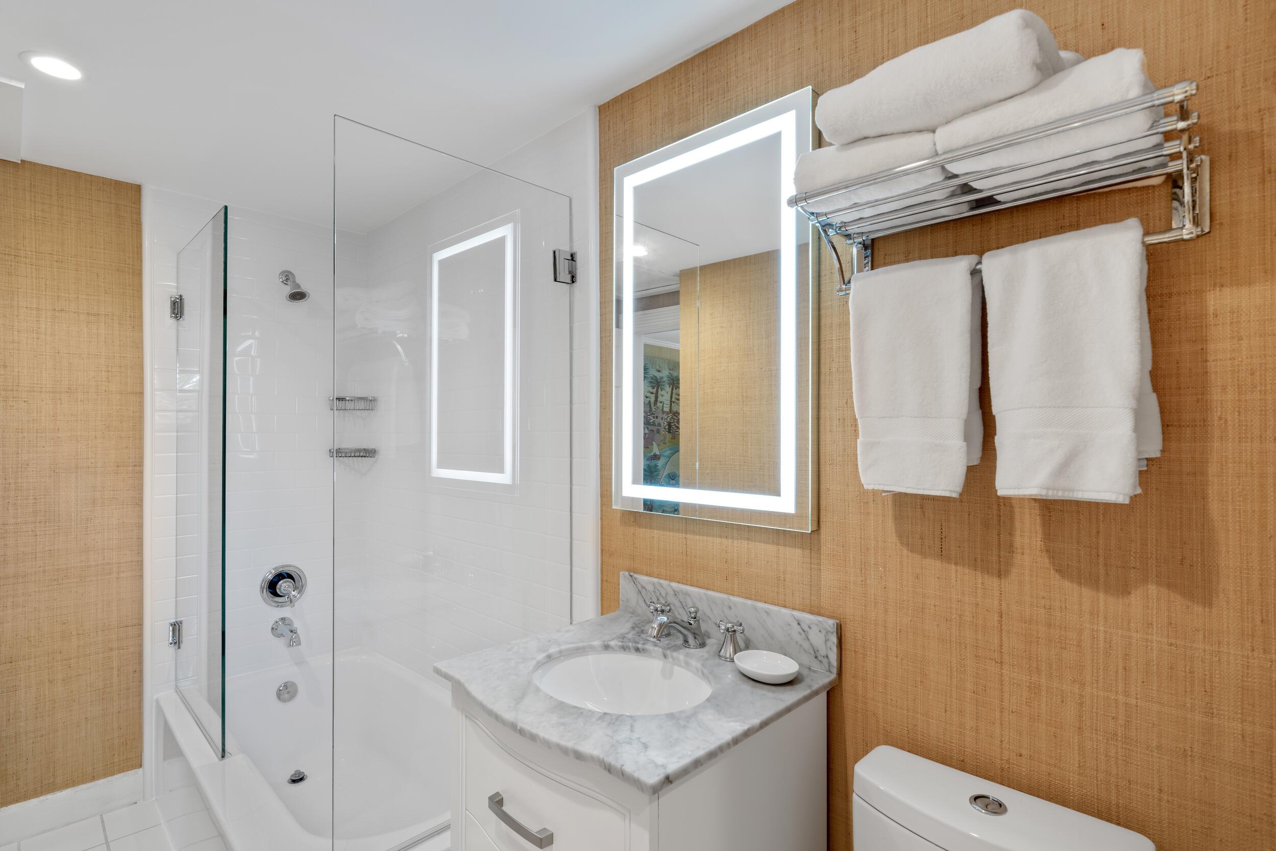 VIA VIZCAYA - Residential