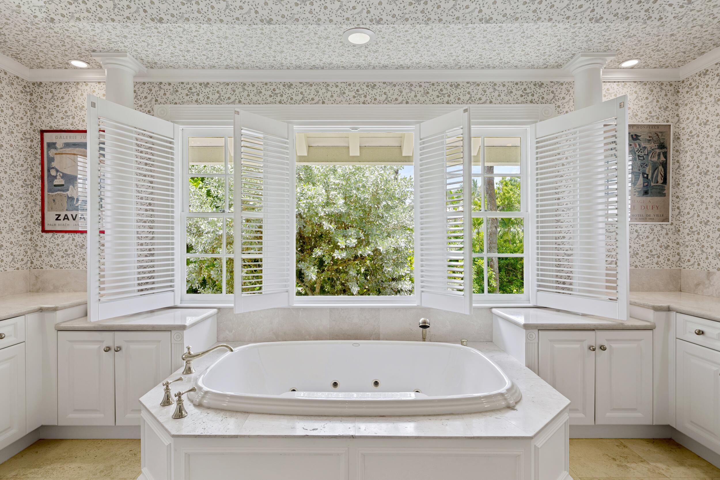 VIA VIZCAYA - Residential