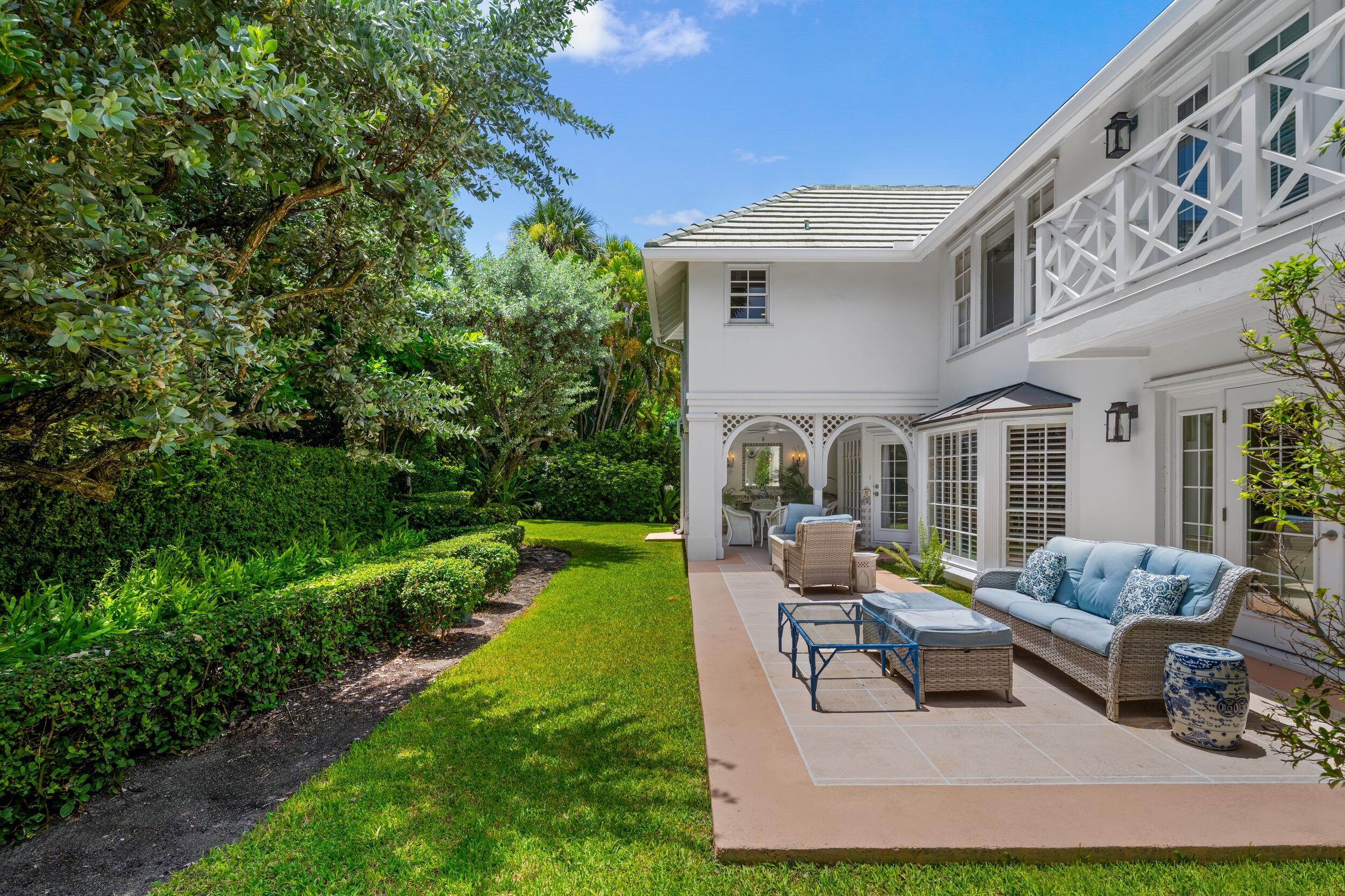 VIA VIZCAYA - Residential