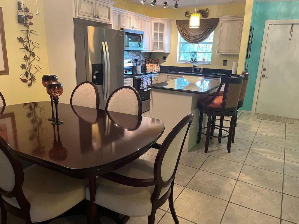 Photo of 2950 SE Ocean Boulevard #1-9, Stuart, FL 34996 (MLS # R11016881)