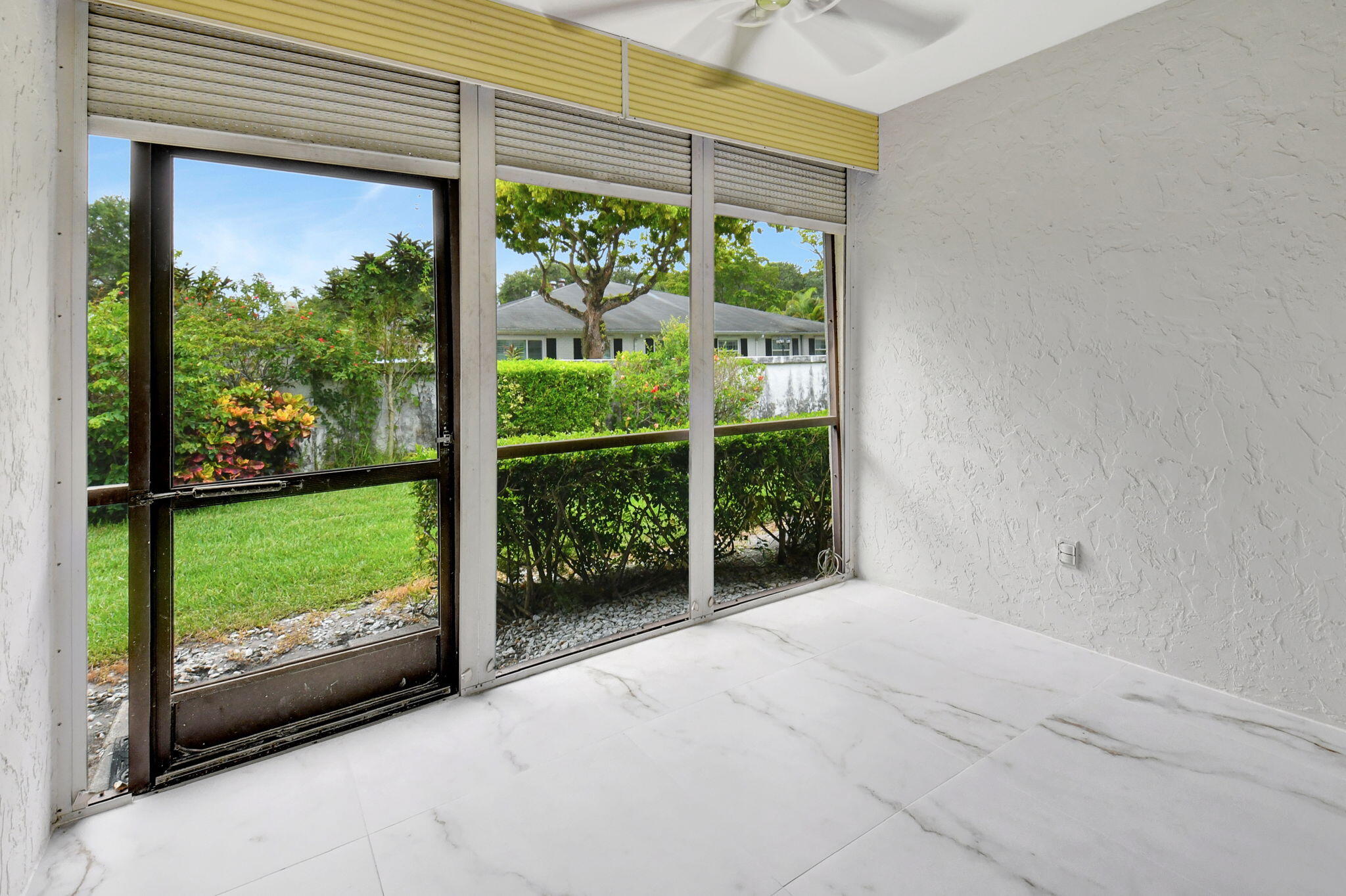 GREENTREE VILLAS CONDO - Residential Lease
