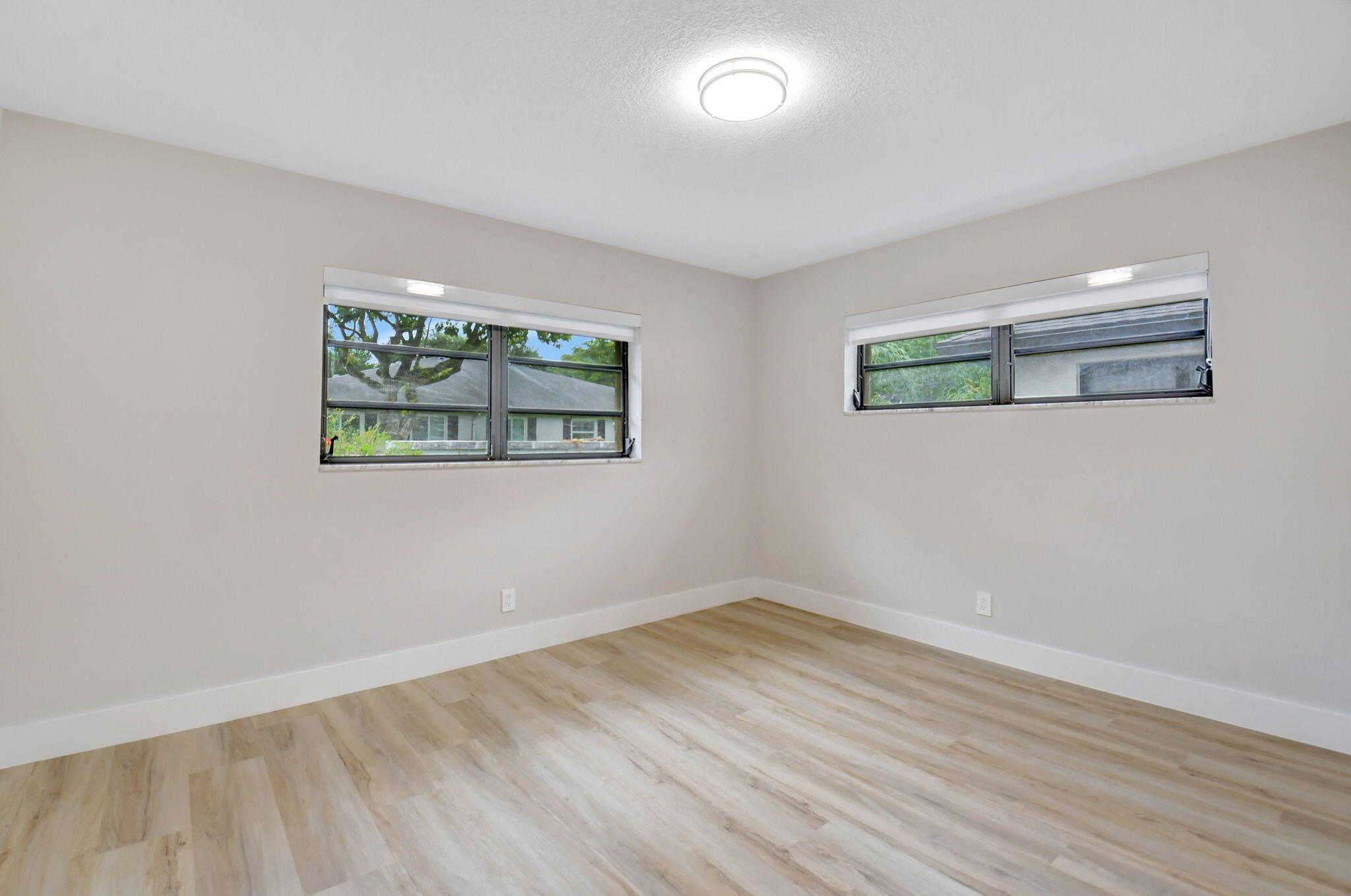 GREENTREE VILLAS CONDO - Residential Lease