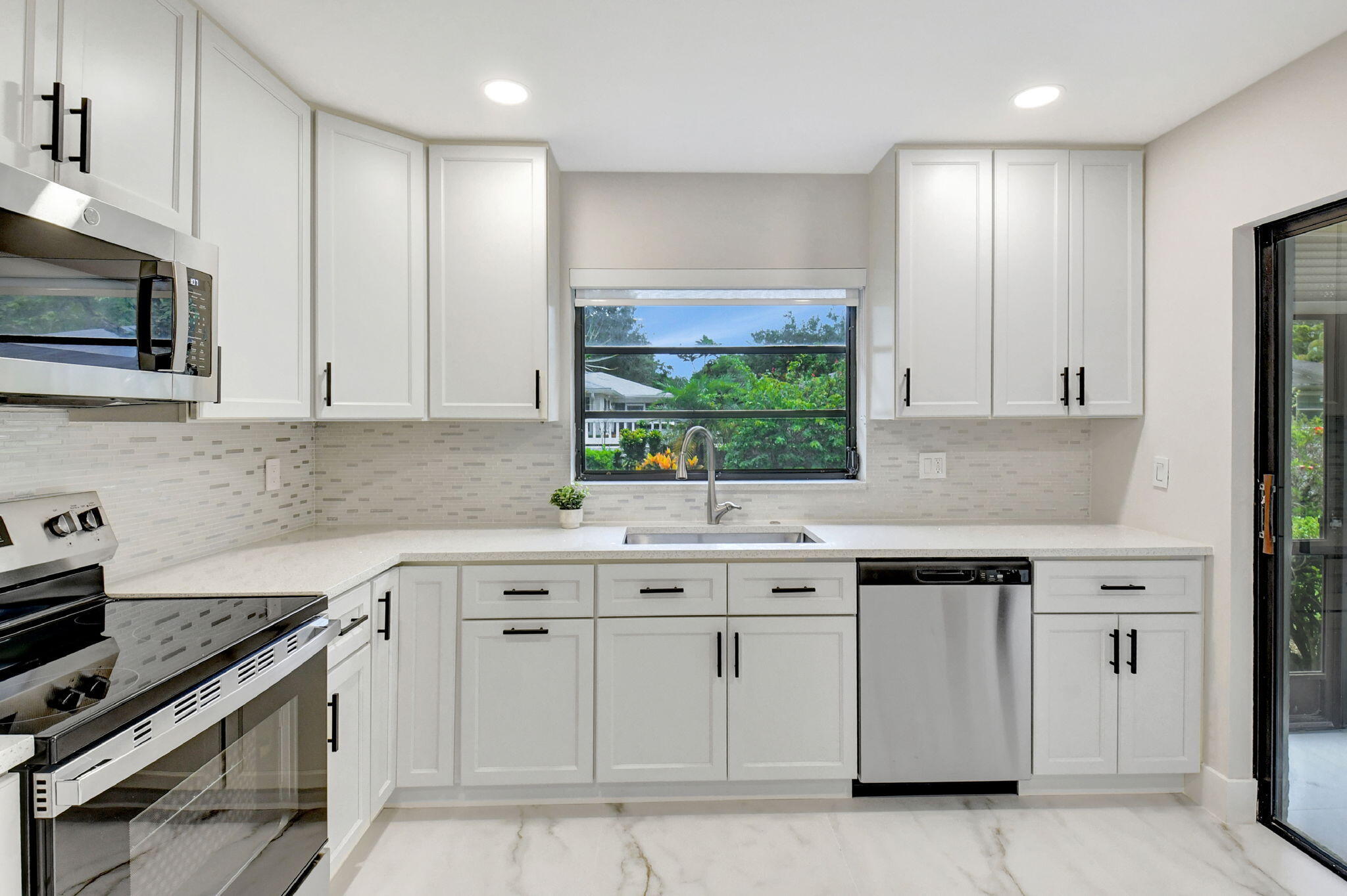 GREENTREE VILLAS CONDO - Residential Lease