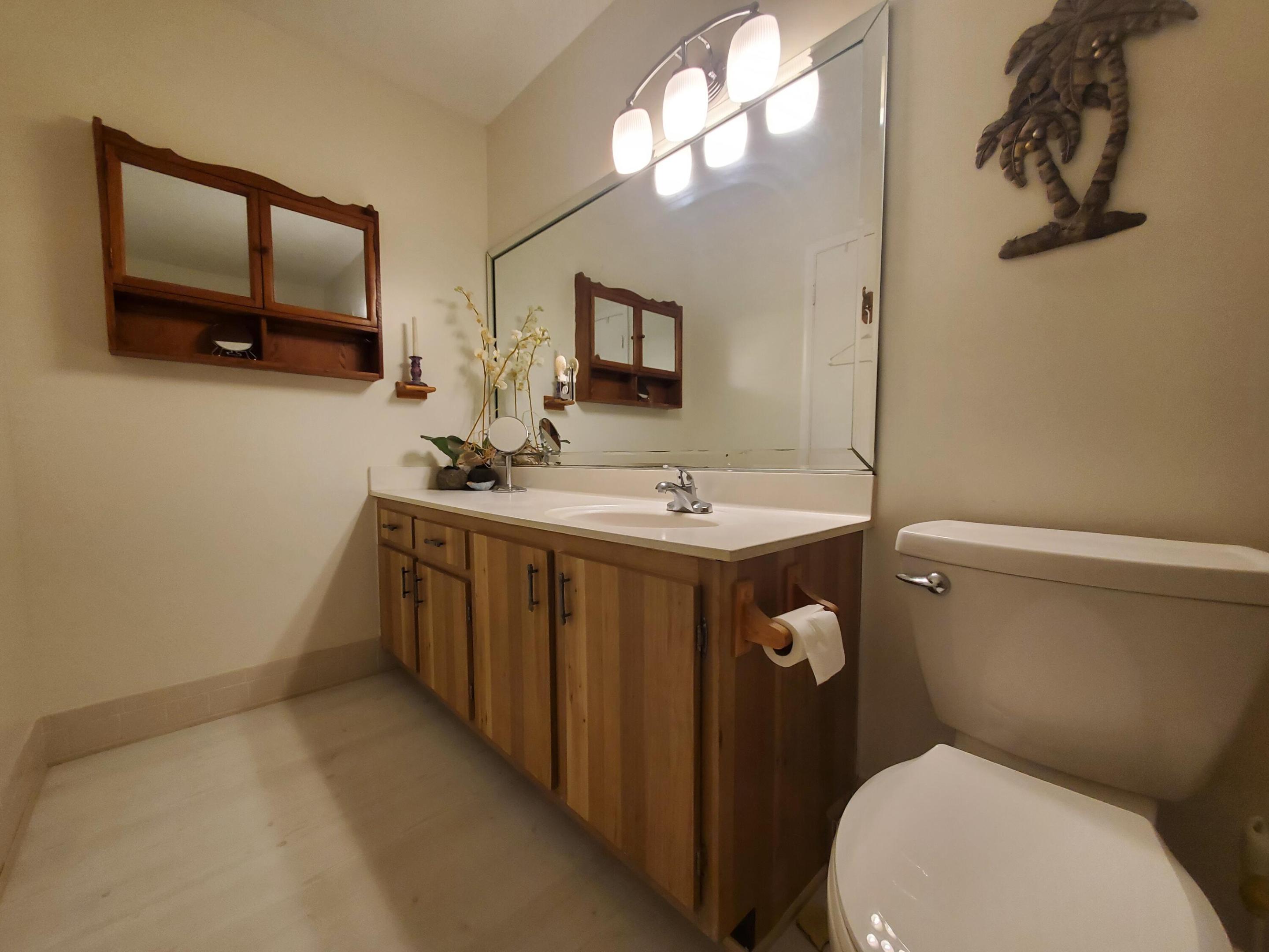 LOS MANGOS PATIO VILLAS AND TOWNHOMES - Residential