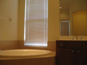 PGA VILLAGE - Residential Lease