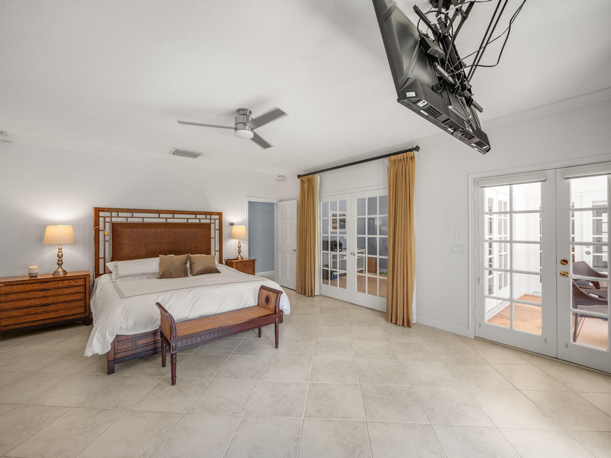 CITY OF ATLANTIS - Residential