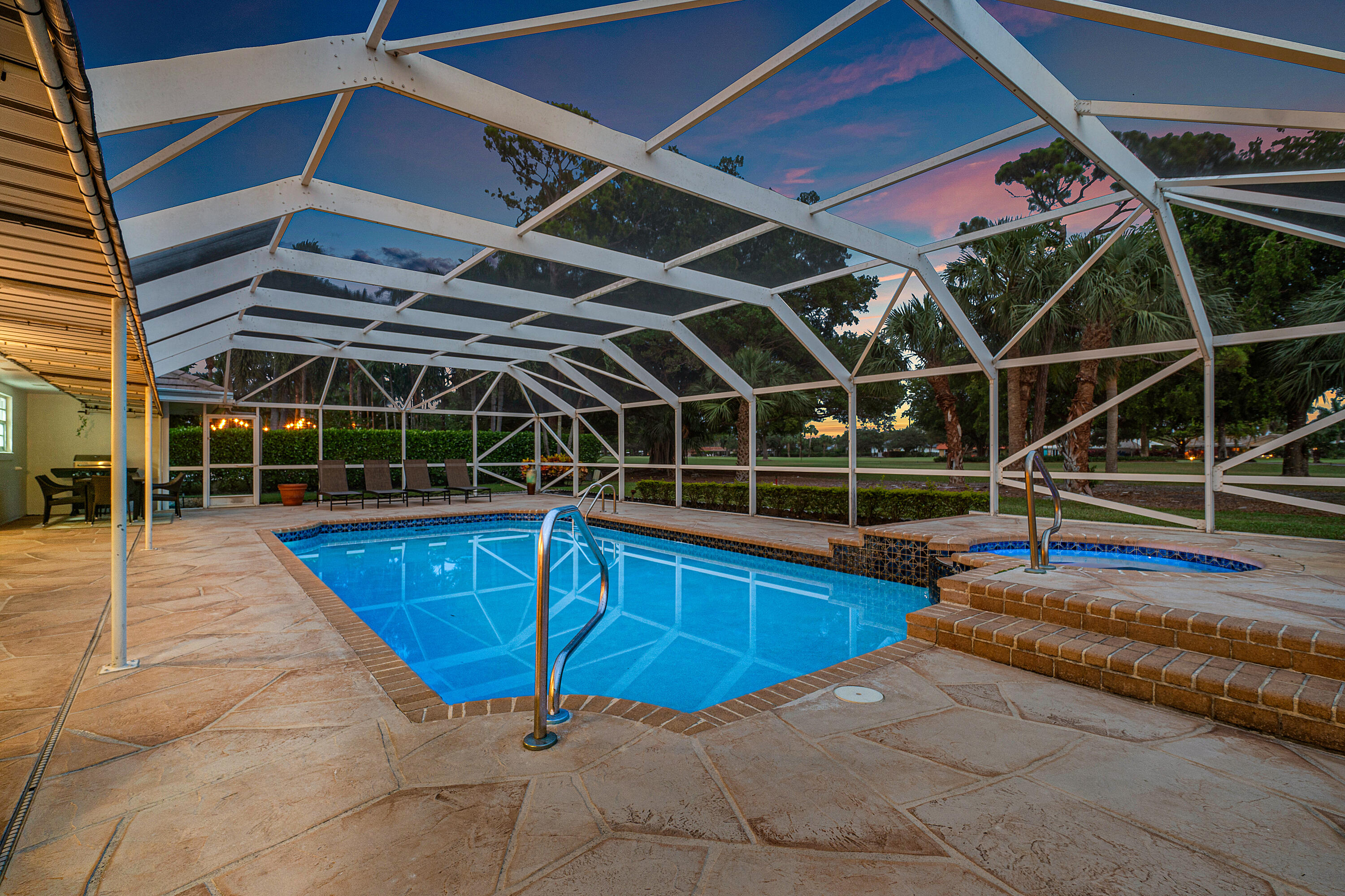 CITY OF ATLANTIS - Residential