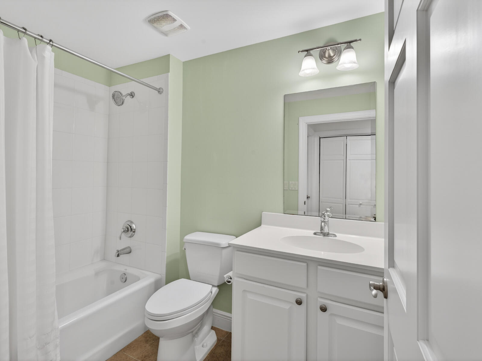 Boulevard Villas Courtside - Residential