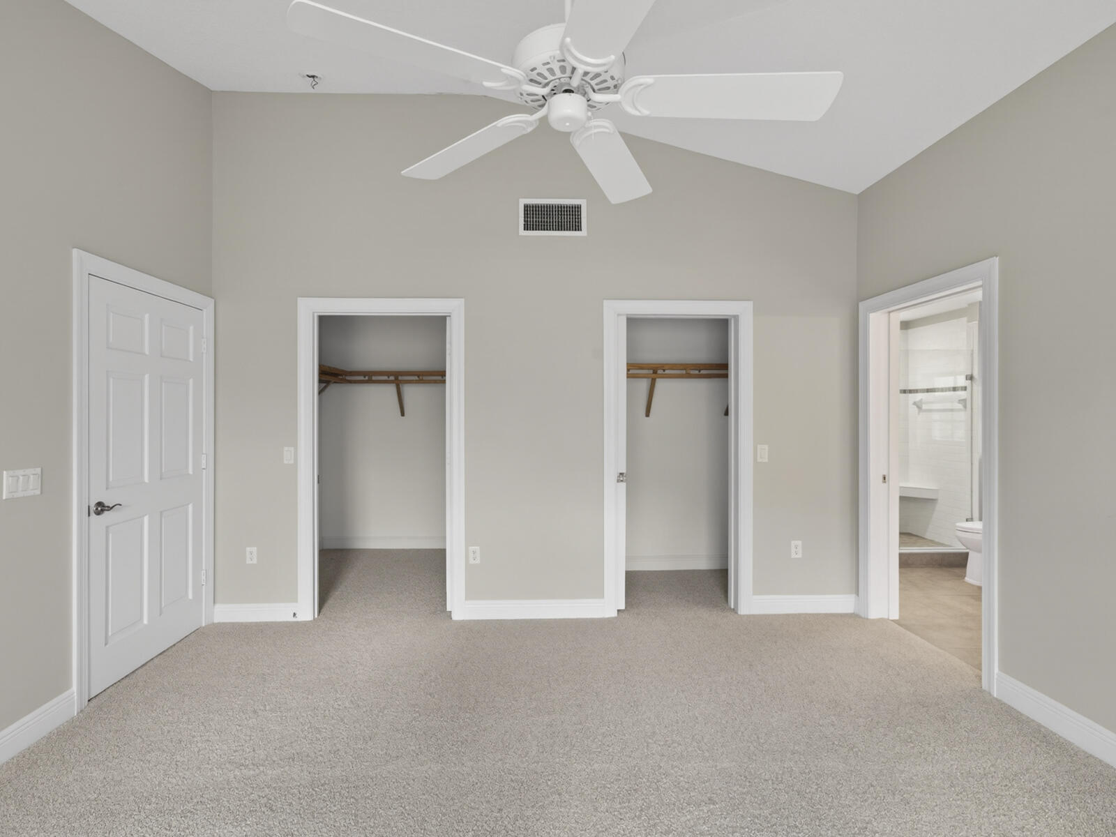 Boulevard Villas Courtside - Residential