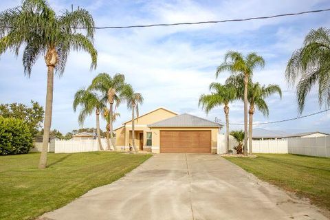 A home in Okeechobee