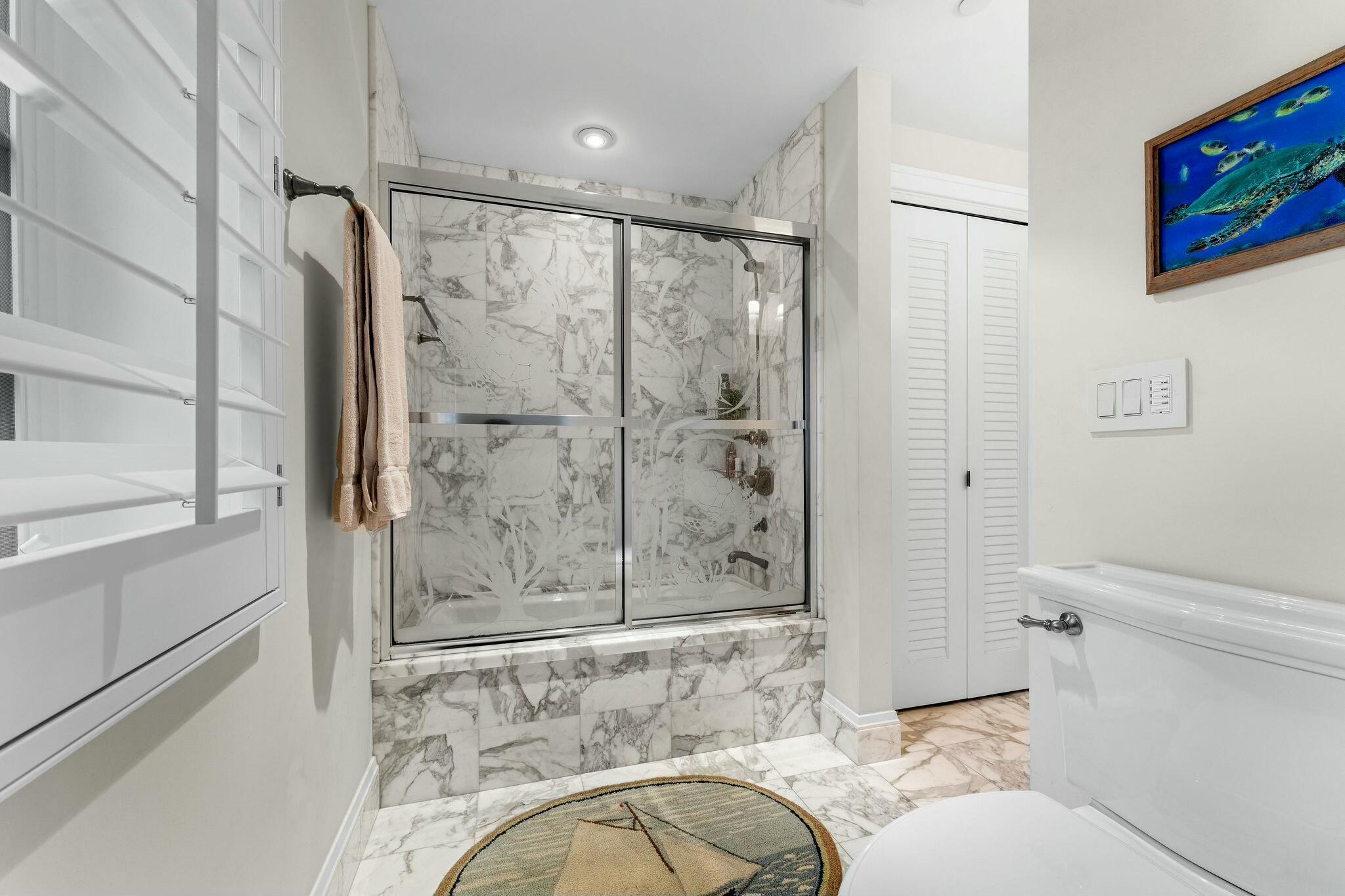 OCEAN HOUSE ONE CONDO - Residential