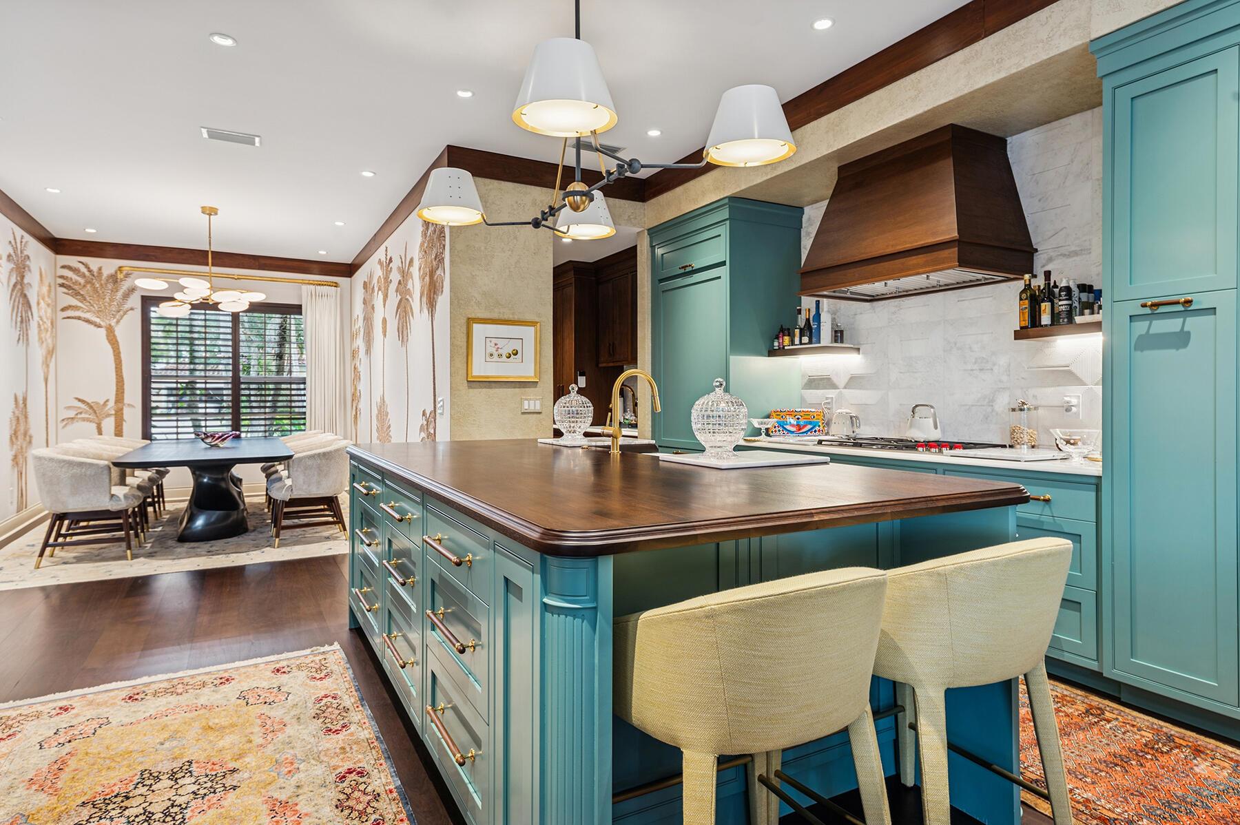 RIVERWALK - Residential