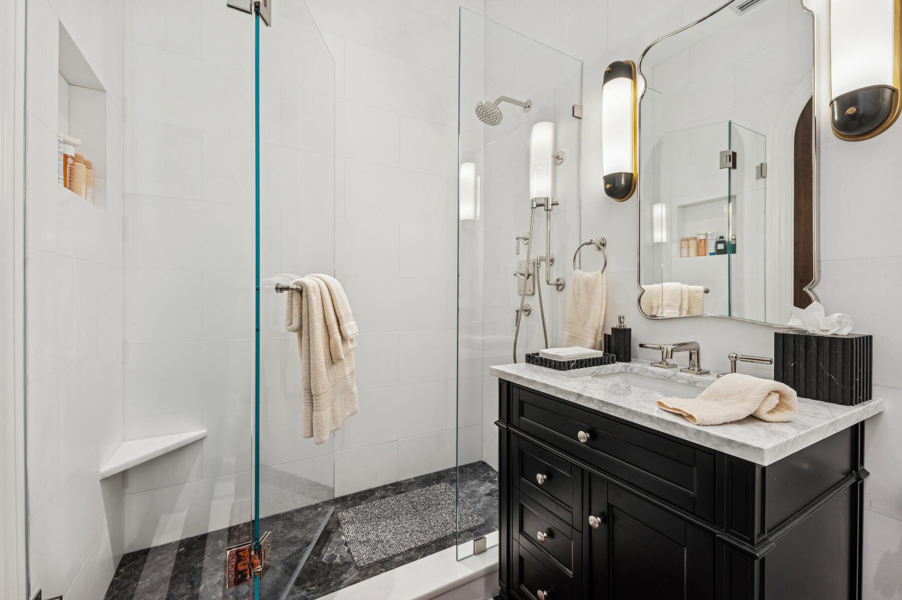 RIVERWALK - Residential