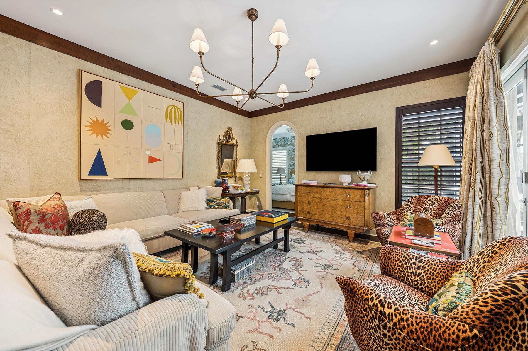 RIVERWALK - Residential