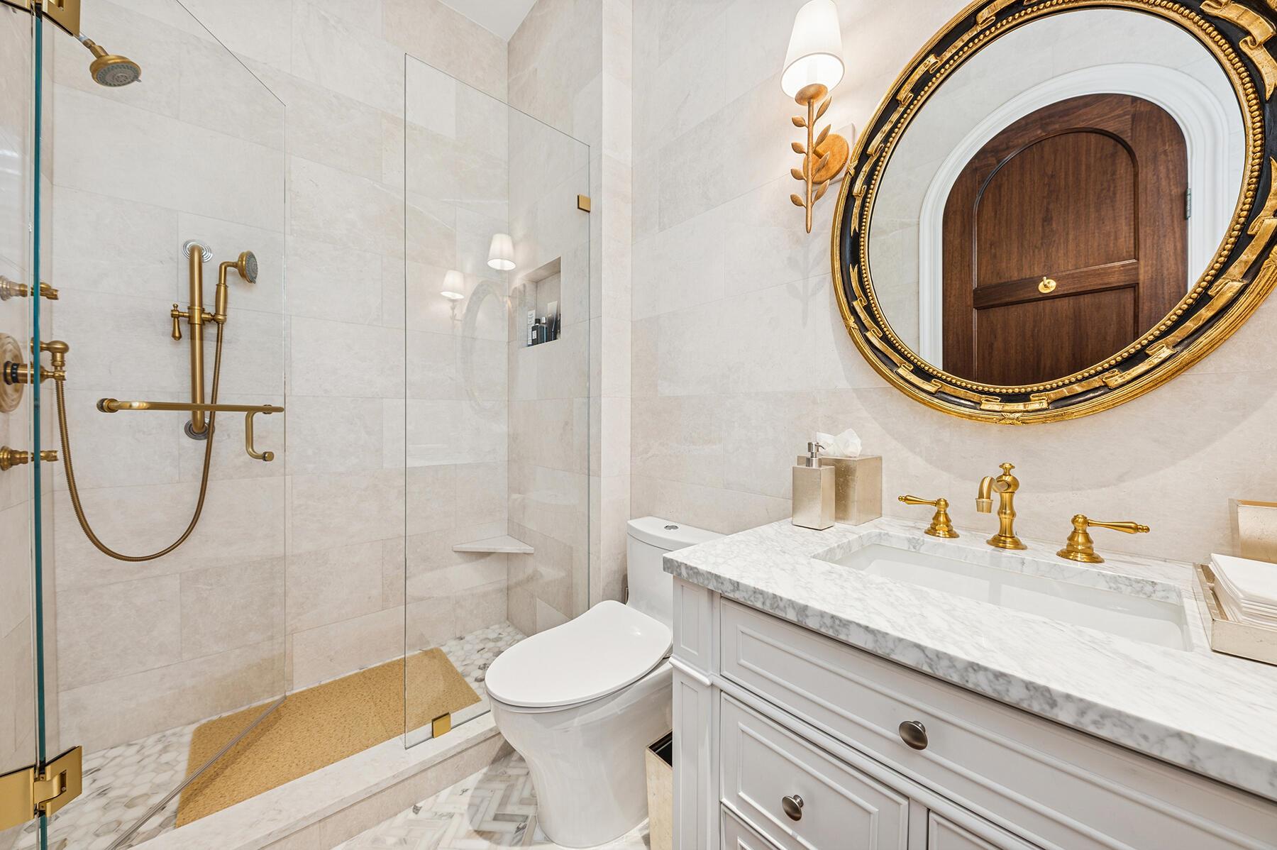 RIVERWALK - Residential