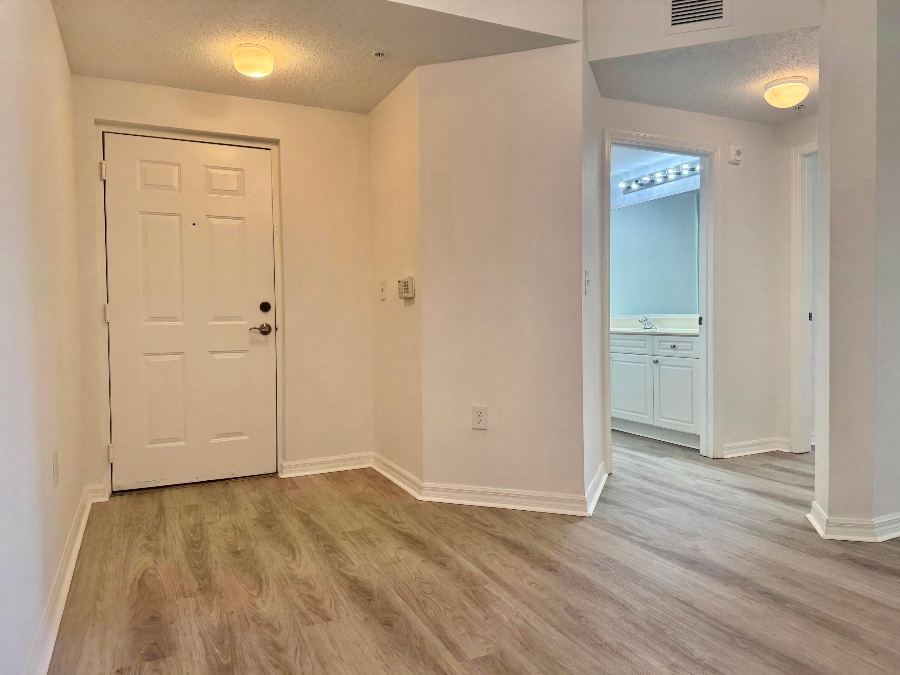 2725 Anzio Court 304