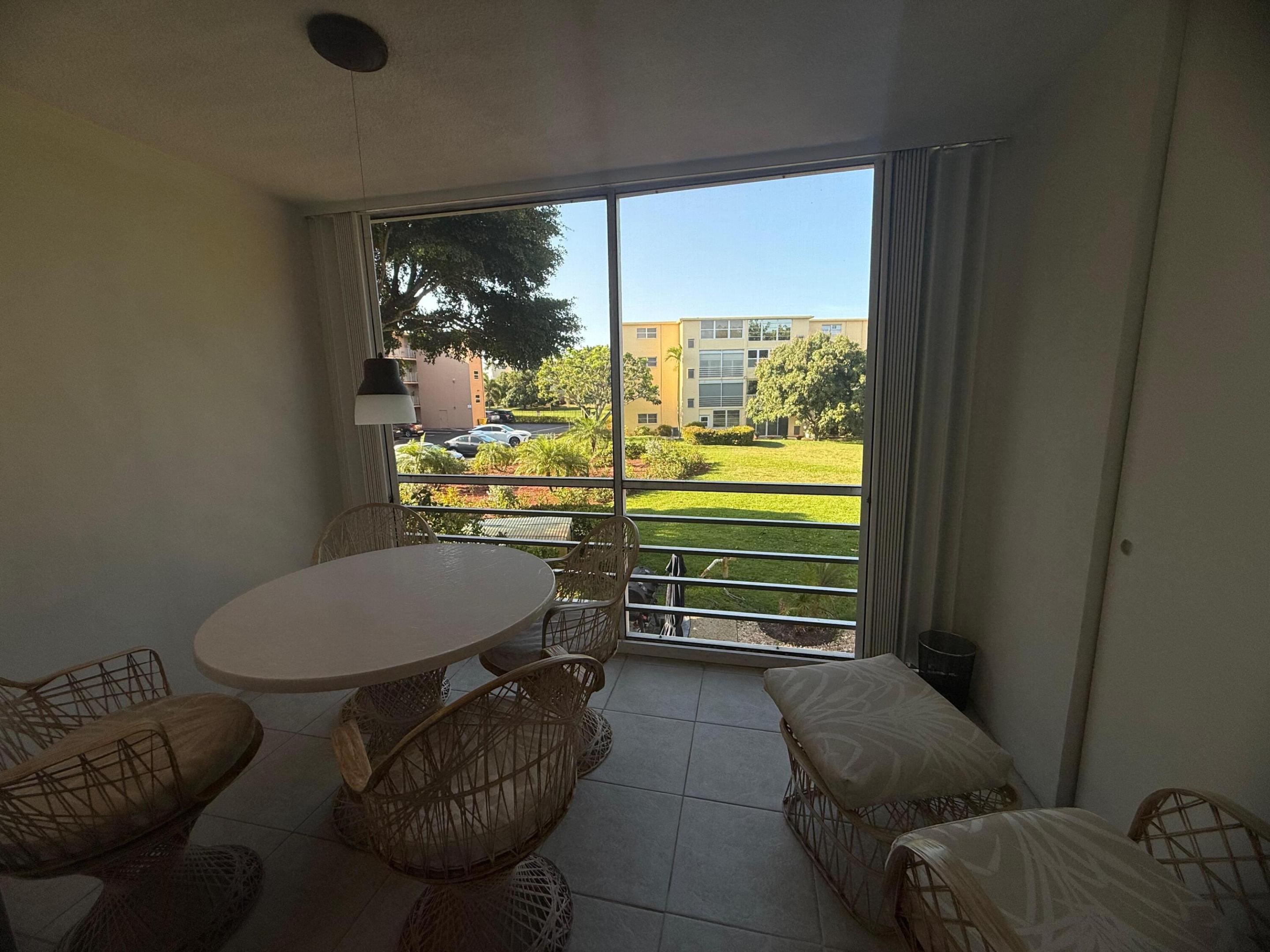 VILLAGE ROYALE GREENDALE CONDO - Residential Lease