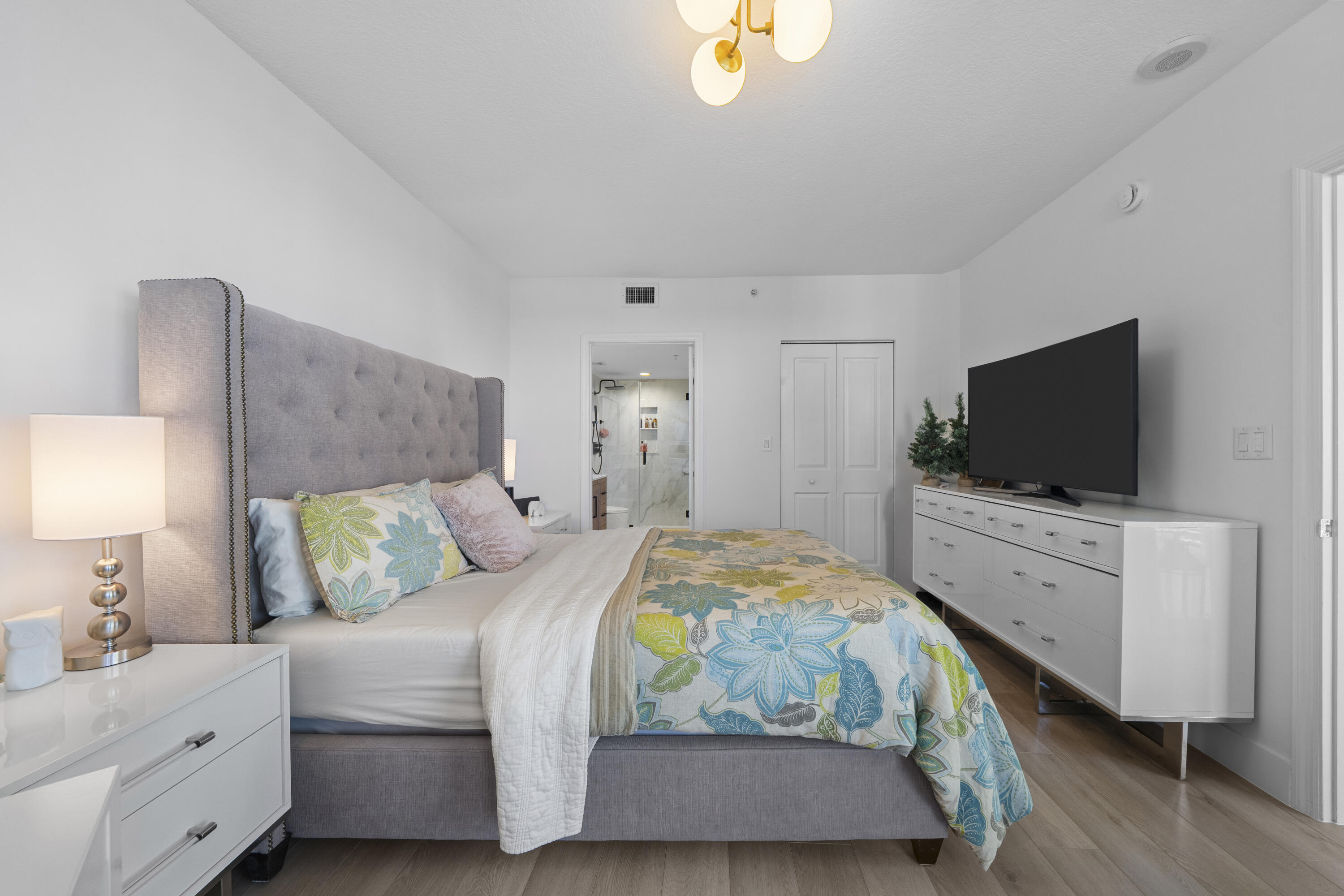 WATERGARDEN CONDO - Residential Lease