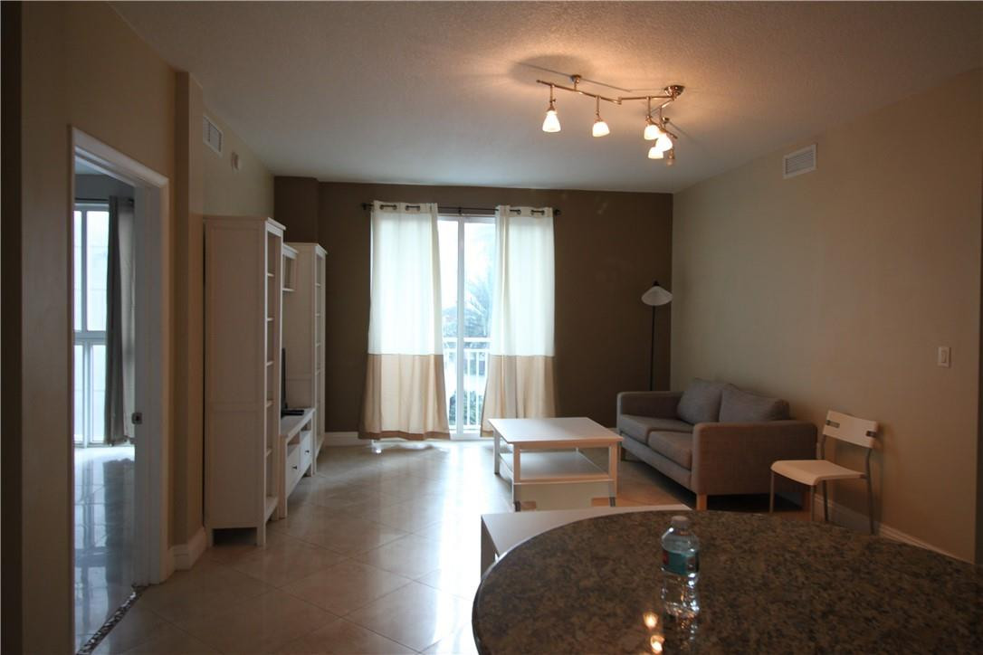 DOWNTOWN DADELAND CONDO NO SEVEN - Residential Lease